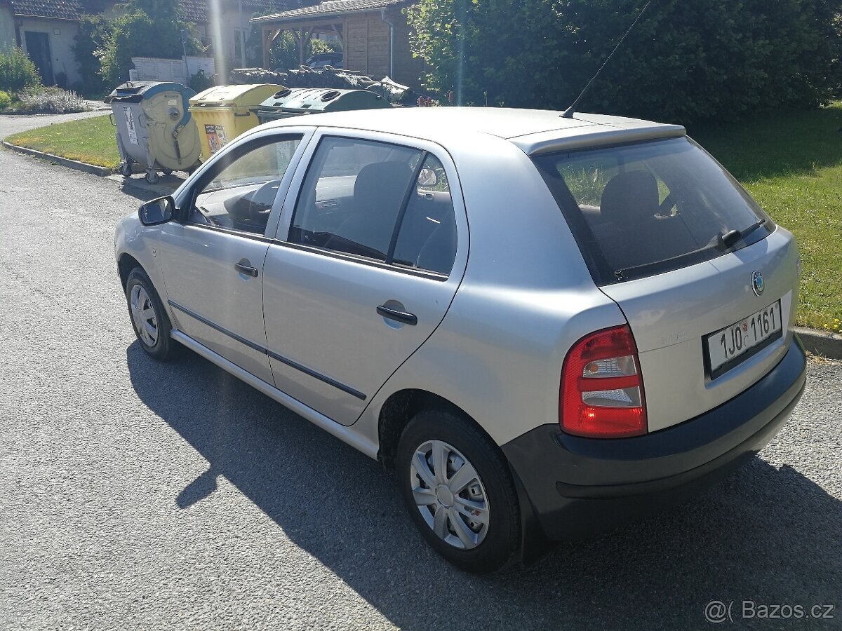 Škoda fabia 1.0MPi najeto 80tis nízká spotřeba a pojistka