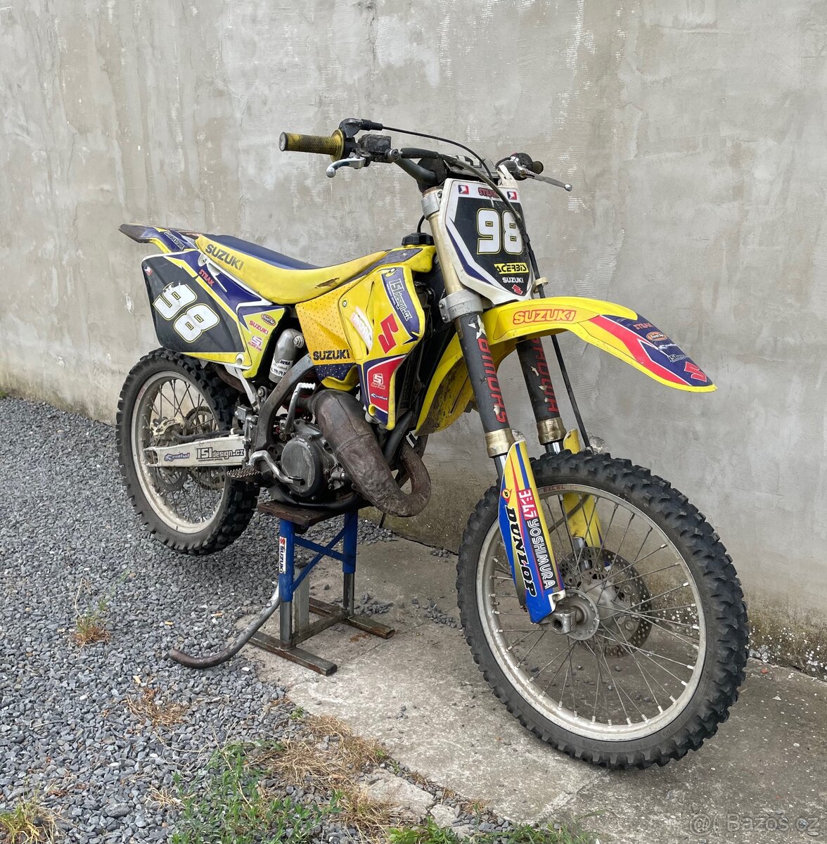 Suzuki RM125