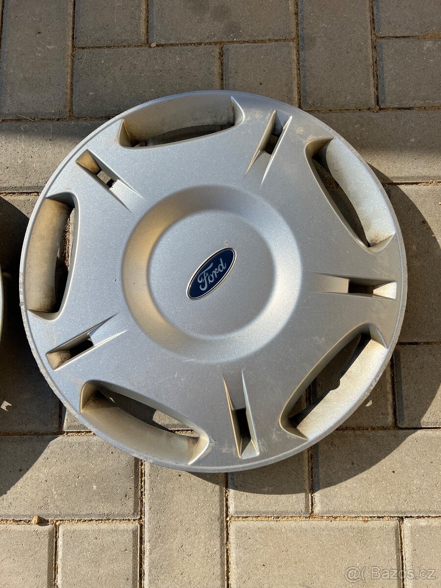 Kryty kol Ford 16”
