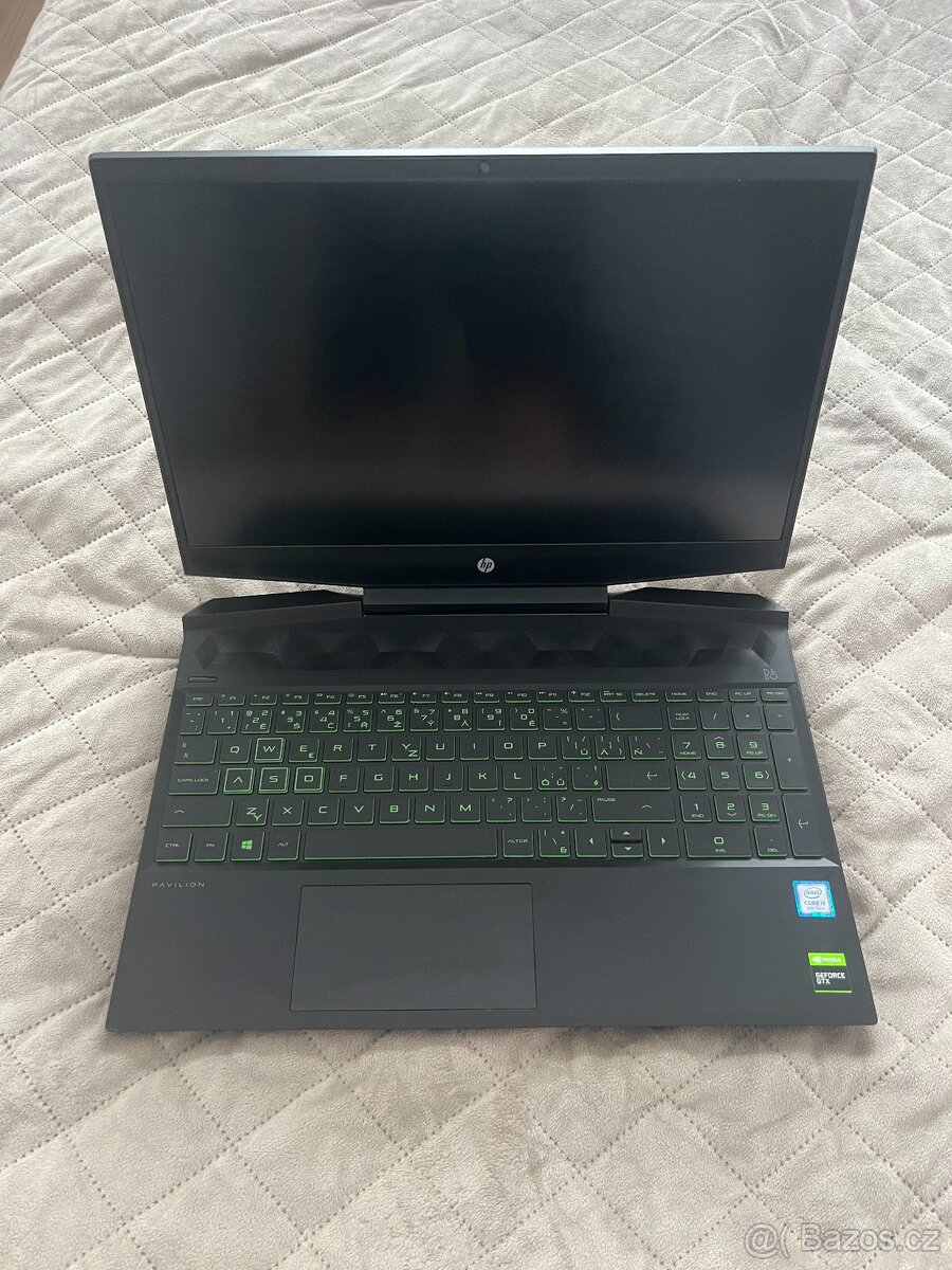 Výborný stav - notebook HP