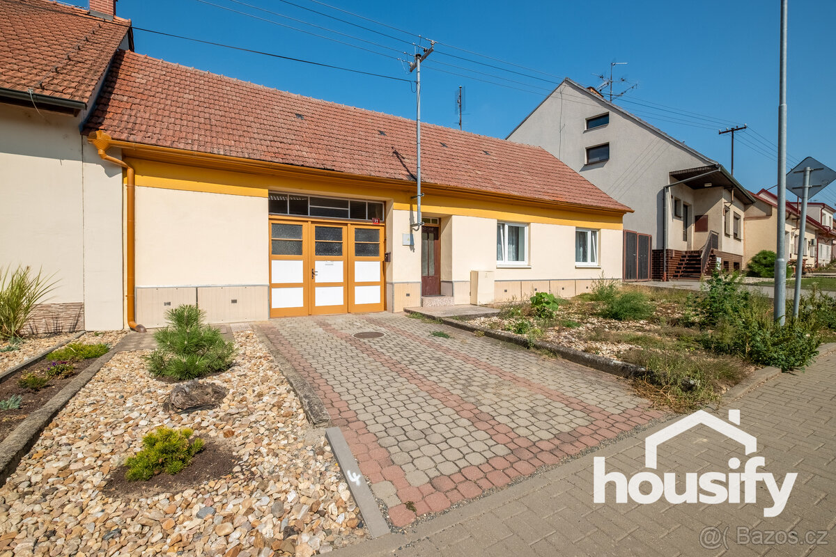Prodej rodinného domu 4+1, 82 m² - Bořetice