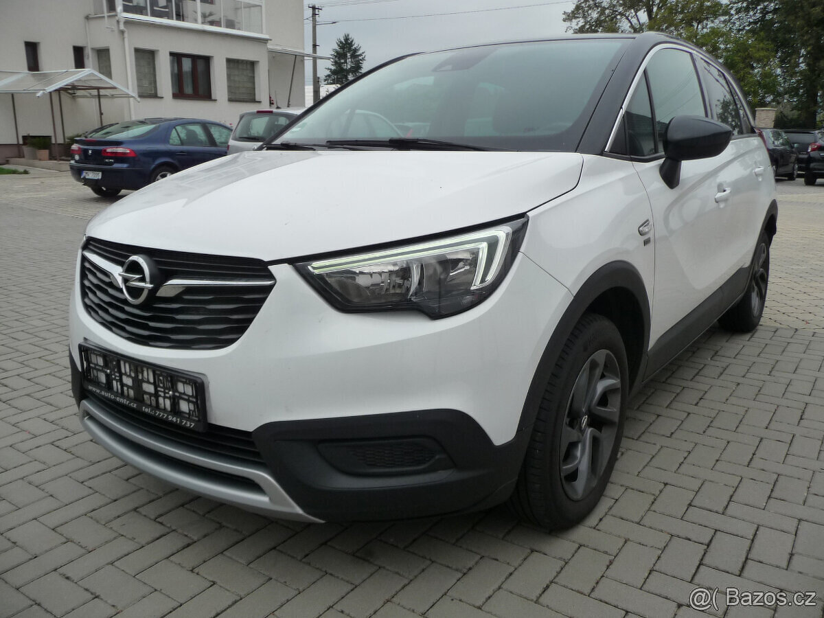 Opel Crossland X 1.2i 81kw Inovation po 1.majit a servise