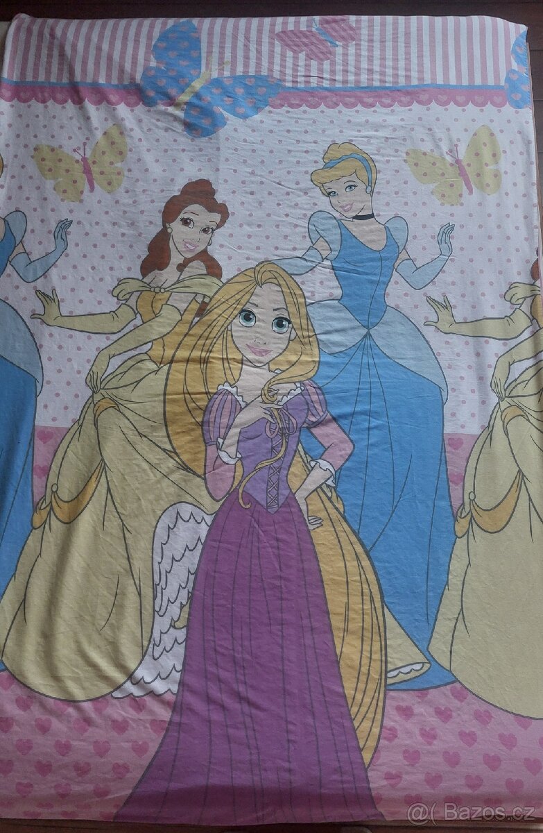 Povlečení na peřinu s princeznami