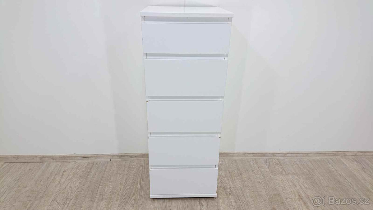 Bílá komoda 40x107 cm Nova Tvilum