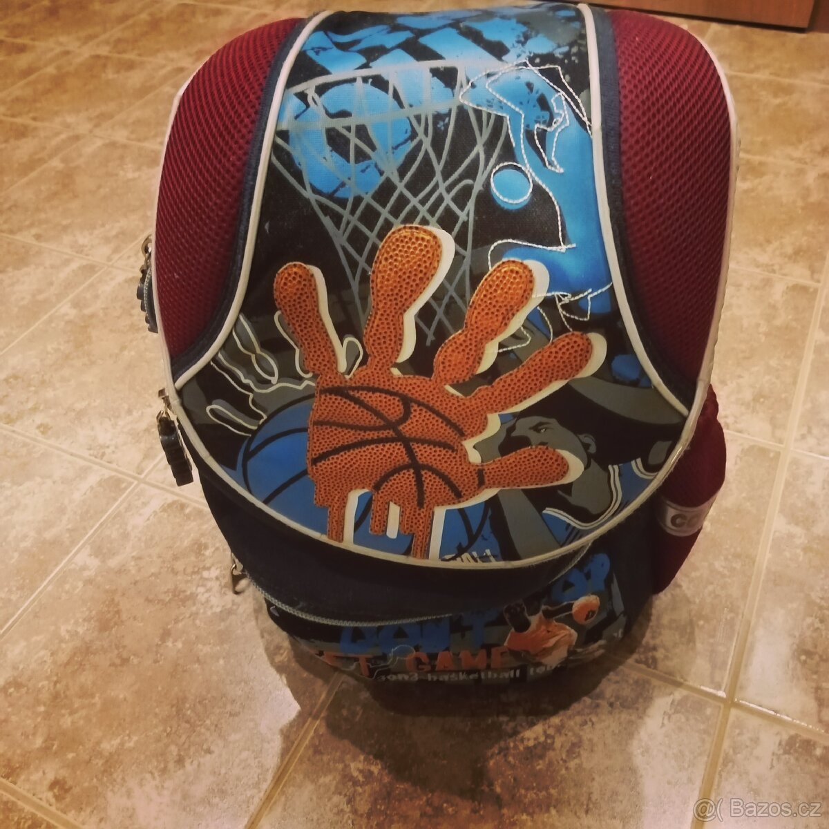 Školní aktovka / batoh s basketbalovým motivem