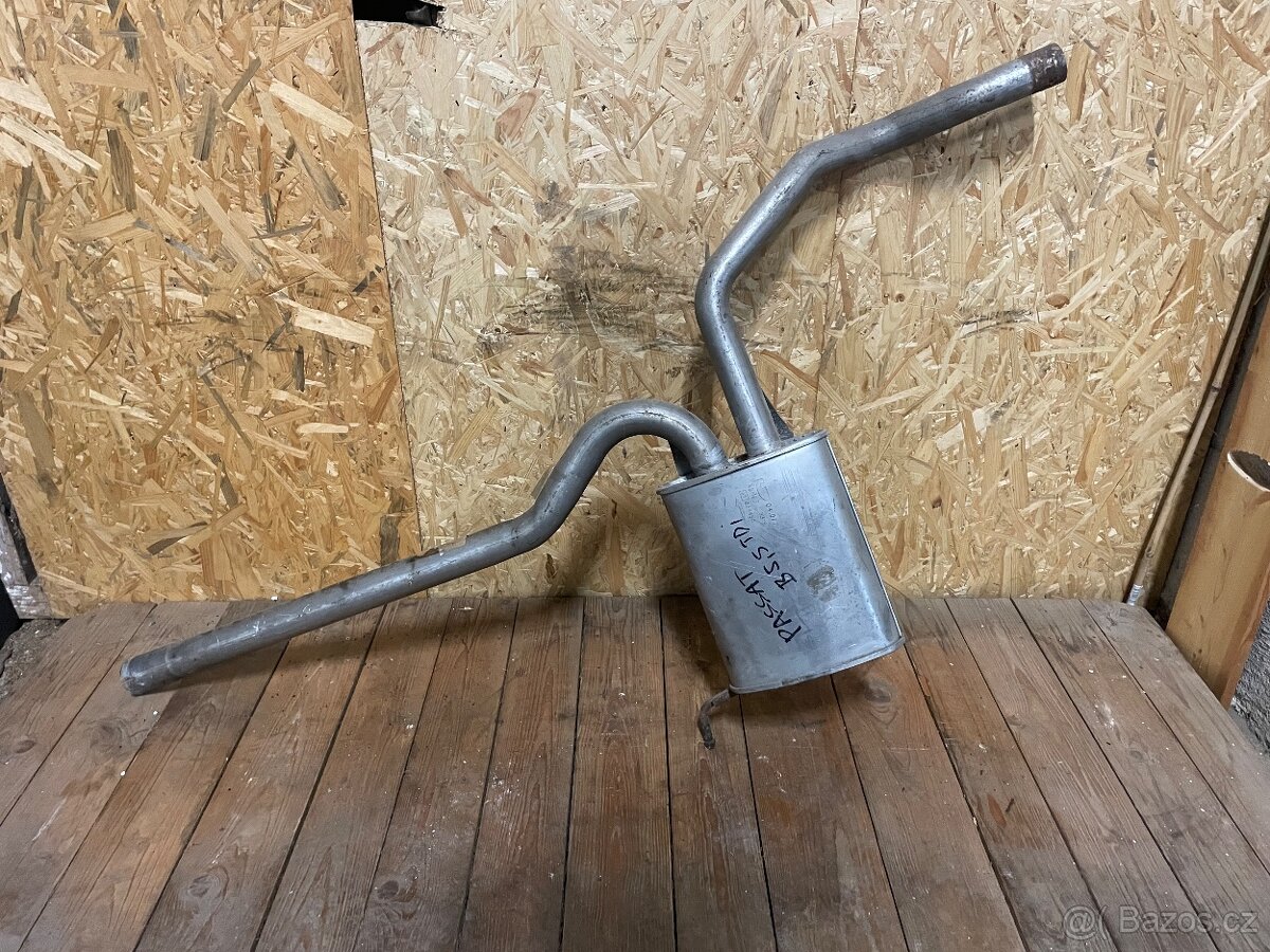 Středový díl výfuku Passat B5.5