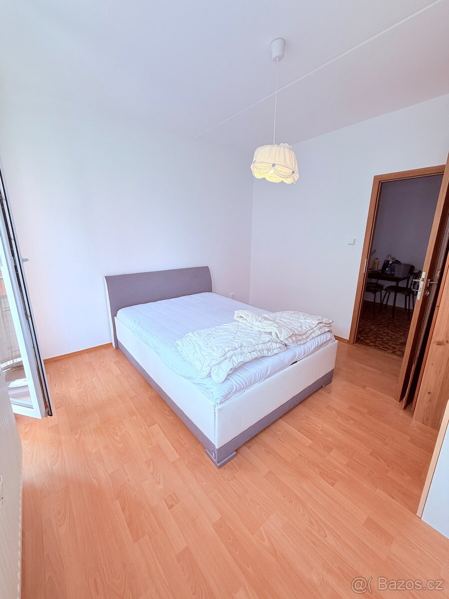 Prostorný a světlý byt 3+1 s balkonem v klidné části Volar