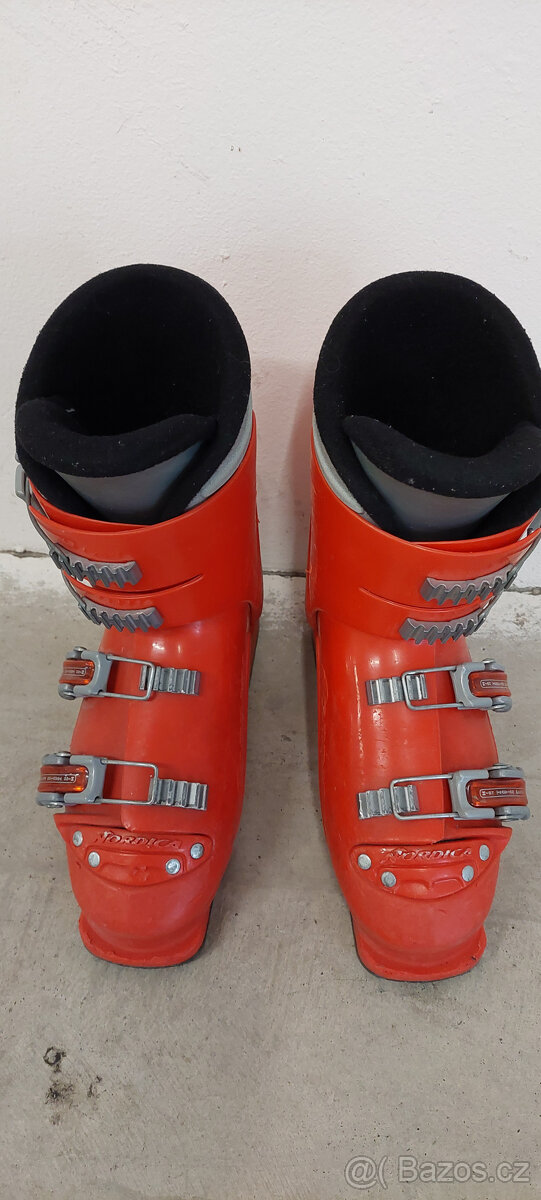 Prodám lyžařské boty
