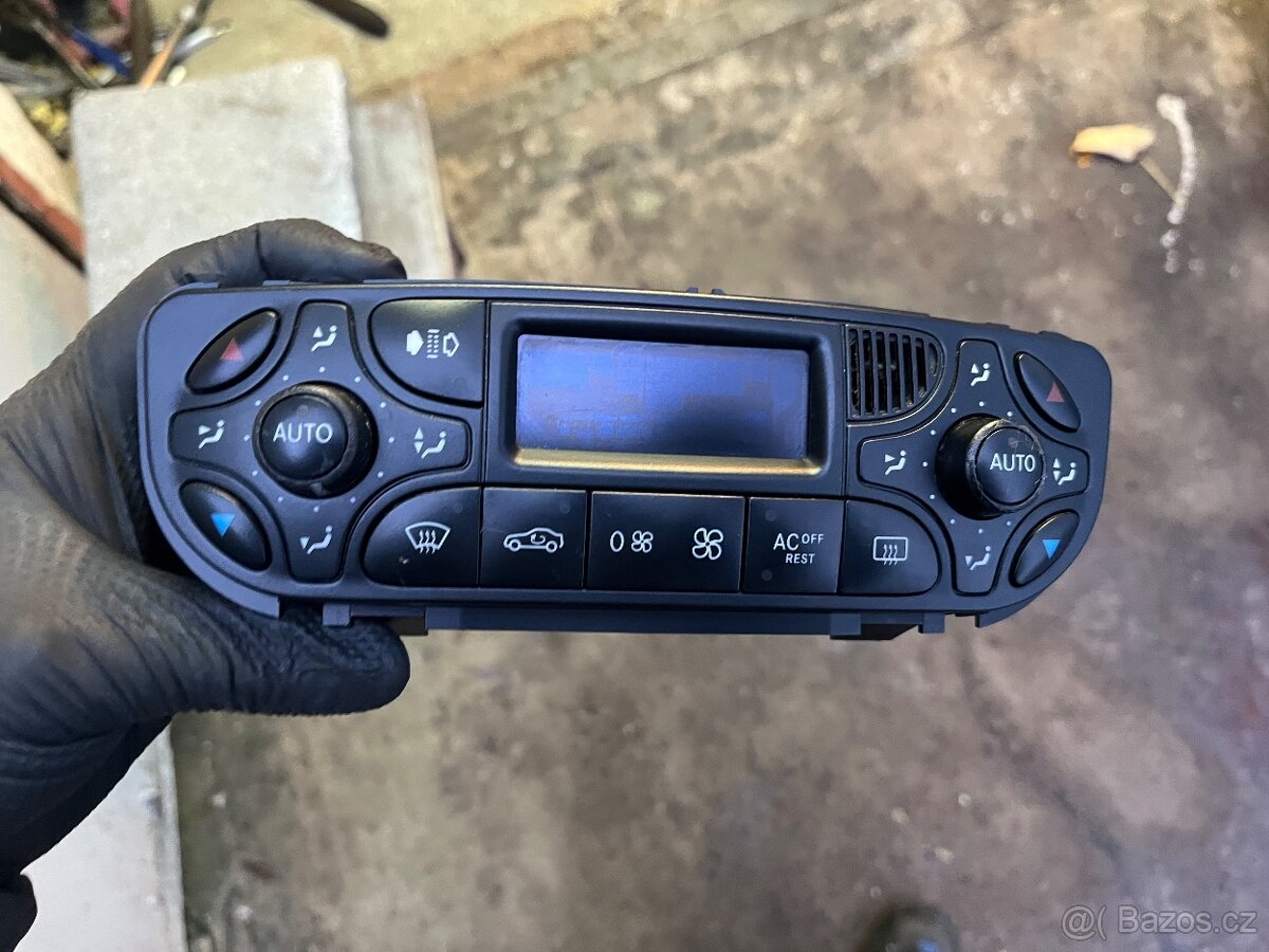 Mercedes-Benz C (W203)-ovládání klimatizace