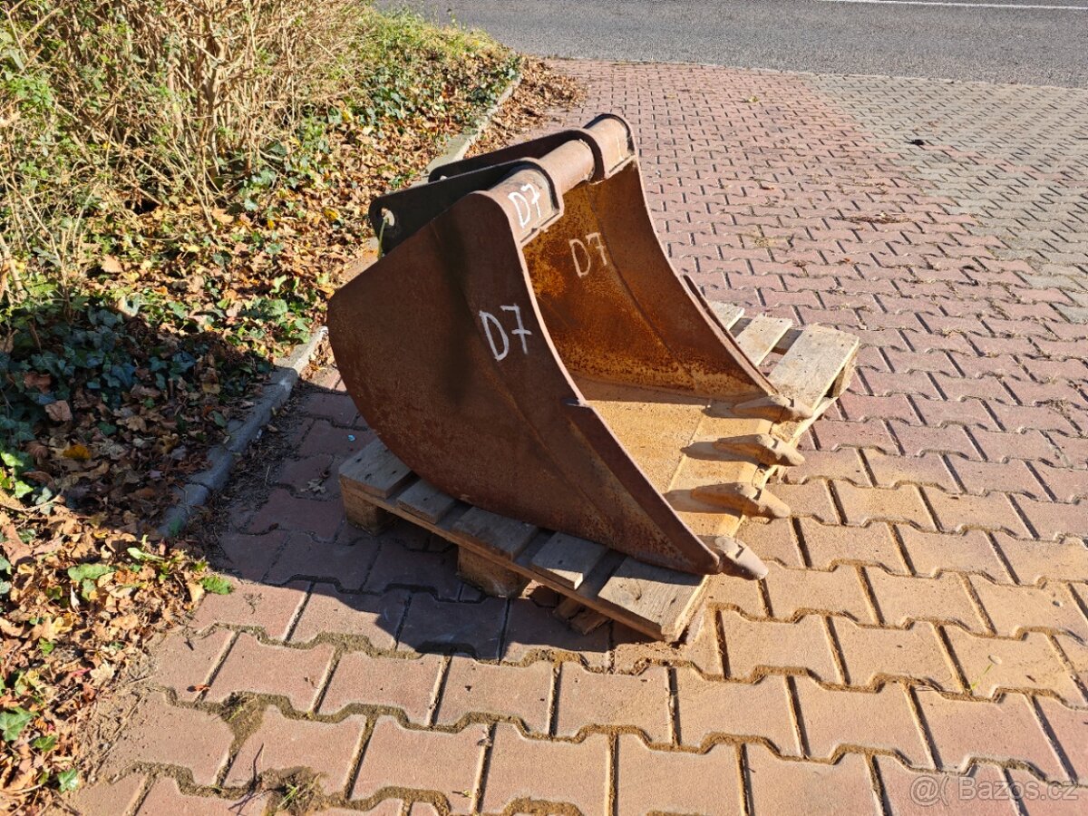 Lžíce podkopová pevná 60 cm, D7