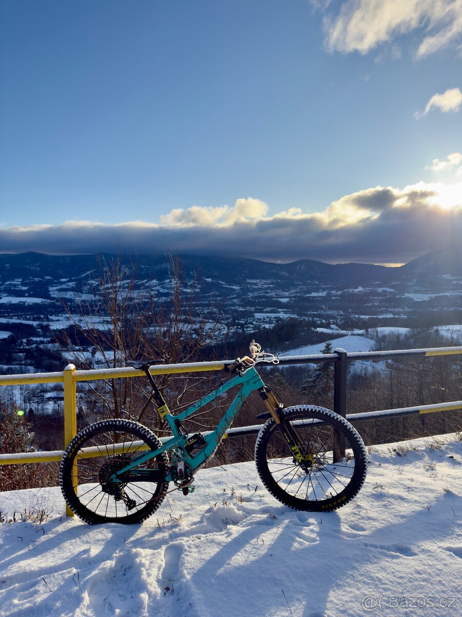 Santa Cruz Bronson CC v3 kashima