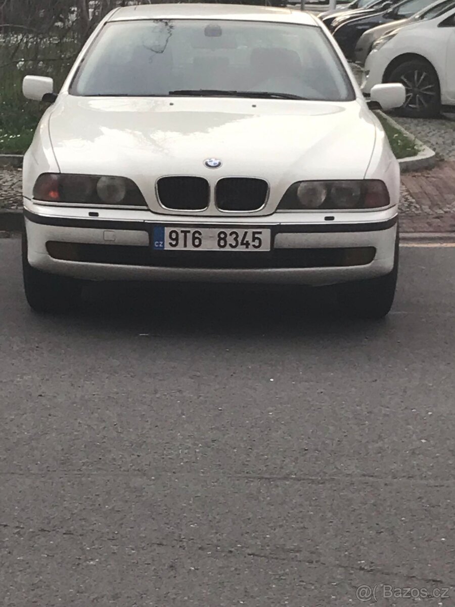 BMW 523ia E39