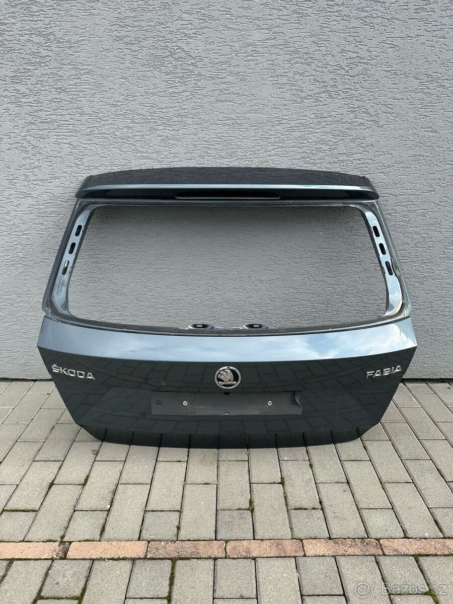 Víko kufru, páté dveře Škoda Fabia 3
