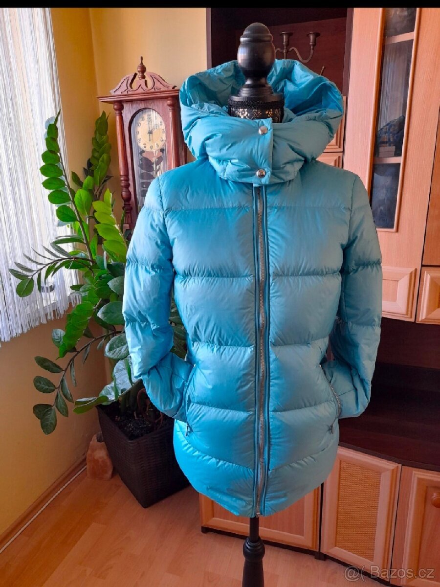 Calvin Klein luxusní péřová zimní bunda