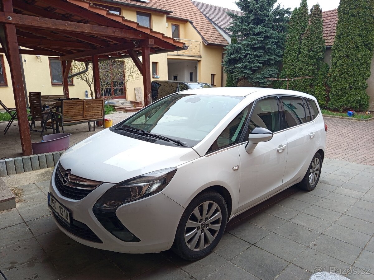 Prodám Opel Zafira Tourer 2,0 Tdi