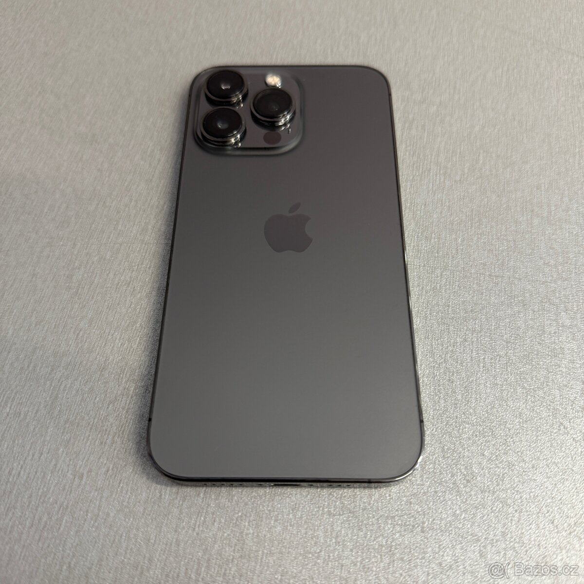 iPhone 13 Pro 128GB graphite, pěkný stav, 12 měsíců záruka