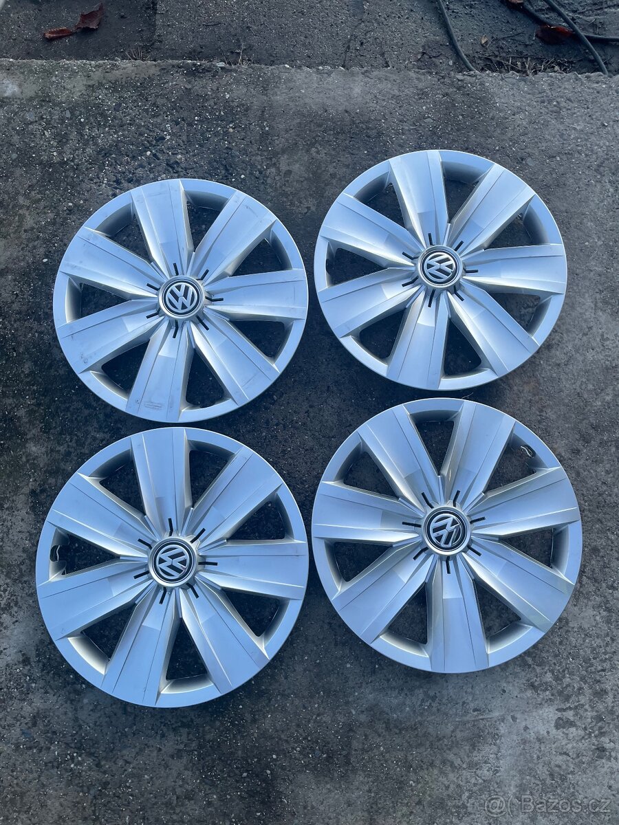 Originál poklice Volkswagen 16