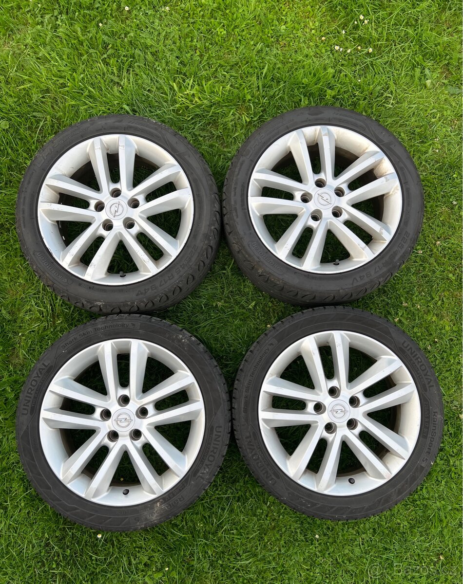 5x110 r17 225/45 kola letní pneu Opel