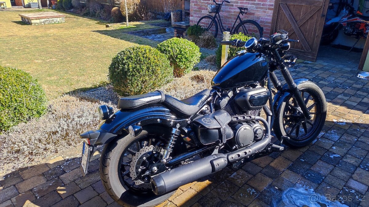 YAMAHA XV 950 BOLT