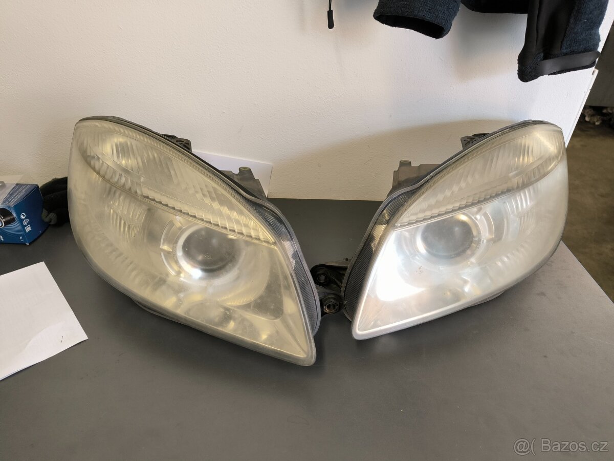 přední světla Škoda Fabia 2, Roomster