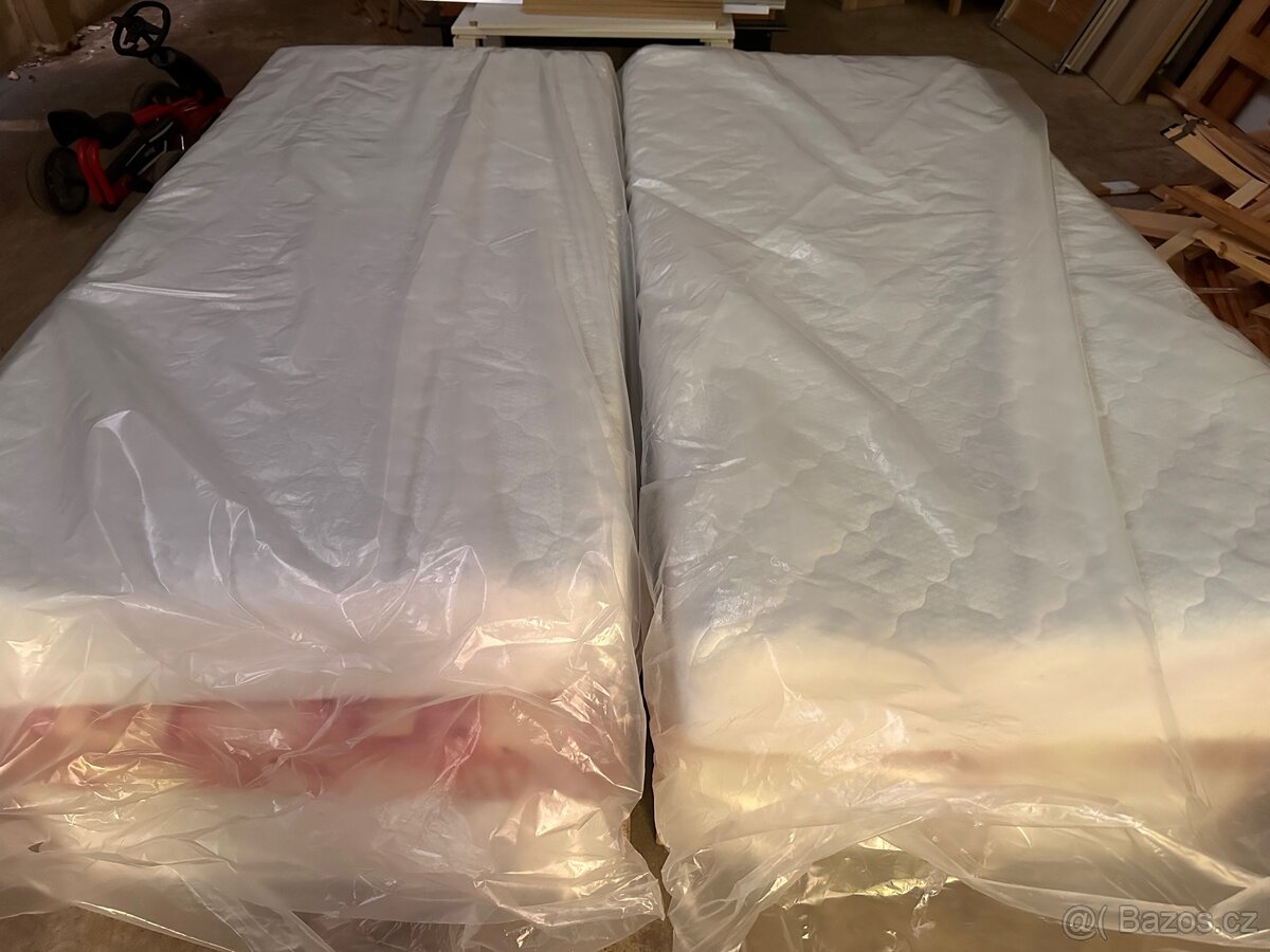 2x matrace 90/200 v top stavu čisté