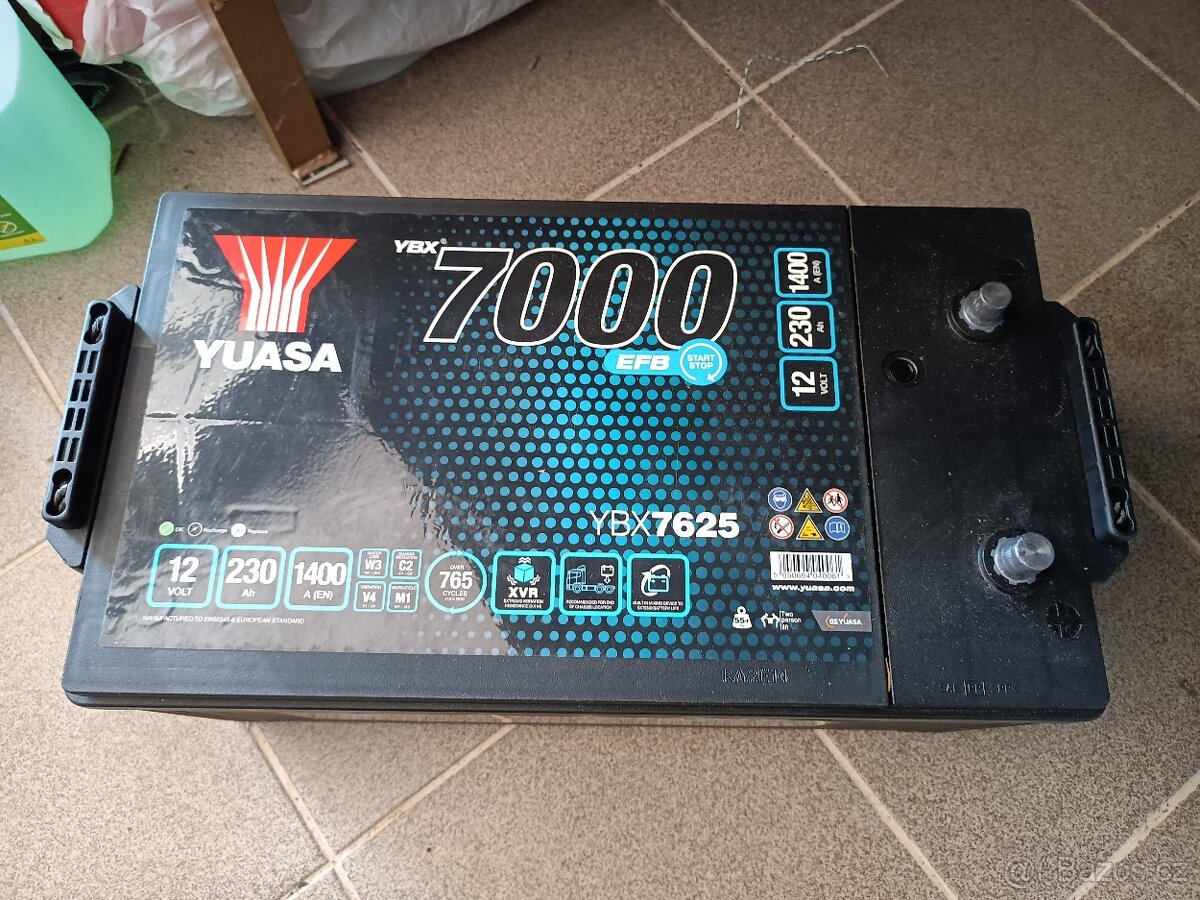 Autobaterie Yuasa 7000 EFB YBX7625 12V 230AH 1400A