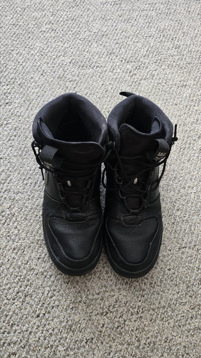 Zimni boty Nike vel.45