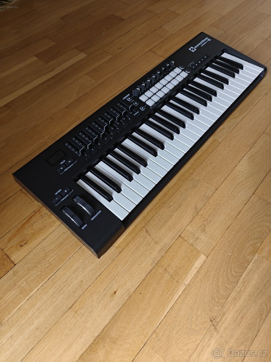 Launchkey 49 mk2 + pouzdro