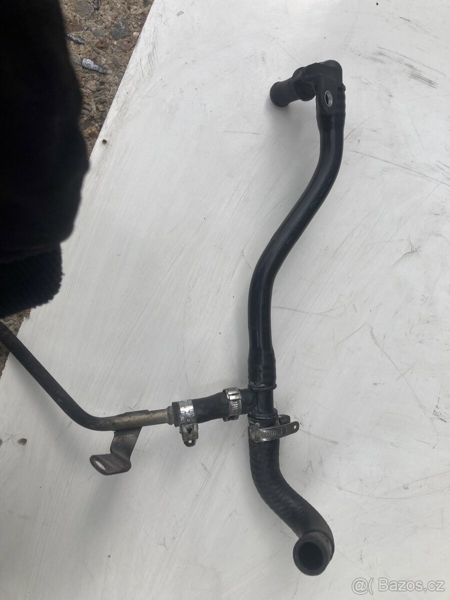 Hadice vody Iveco Daily(2006-2011)504258240