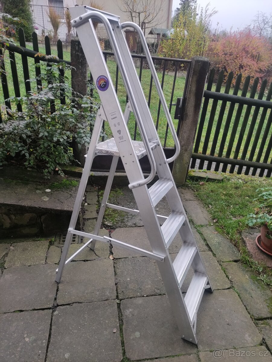 hliníkové schůdky