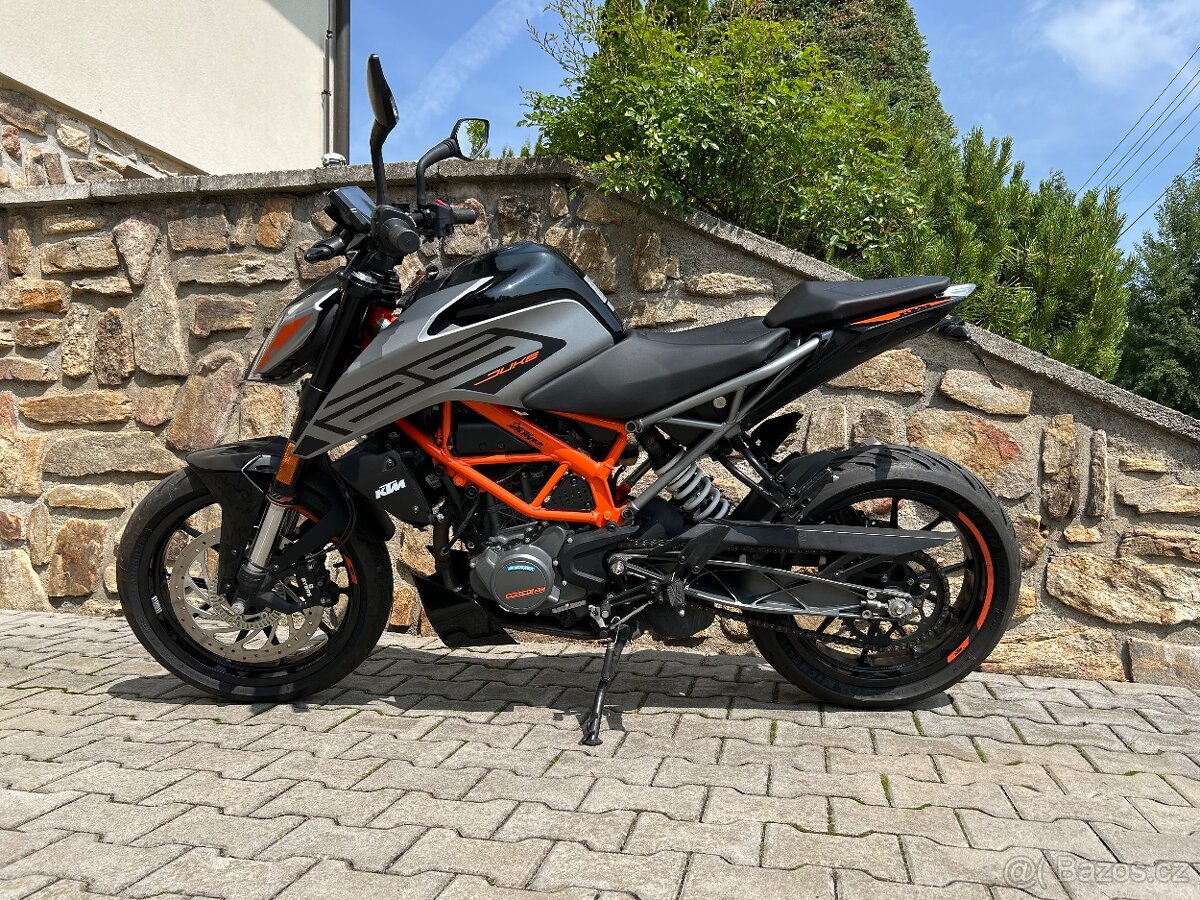 KTM DUKE 125 -2021