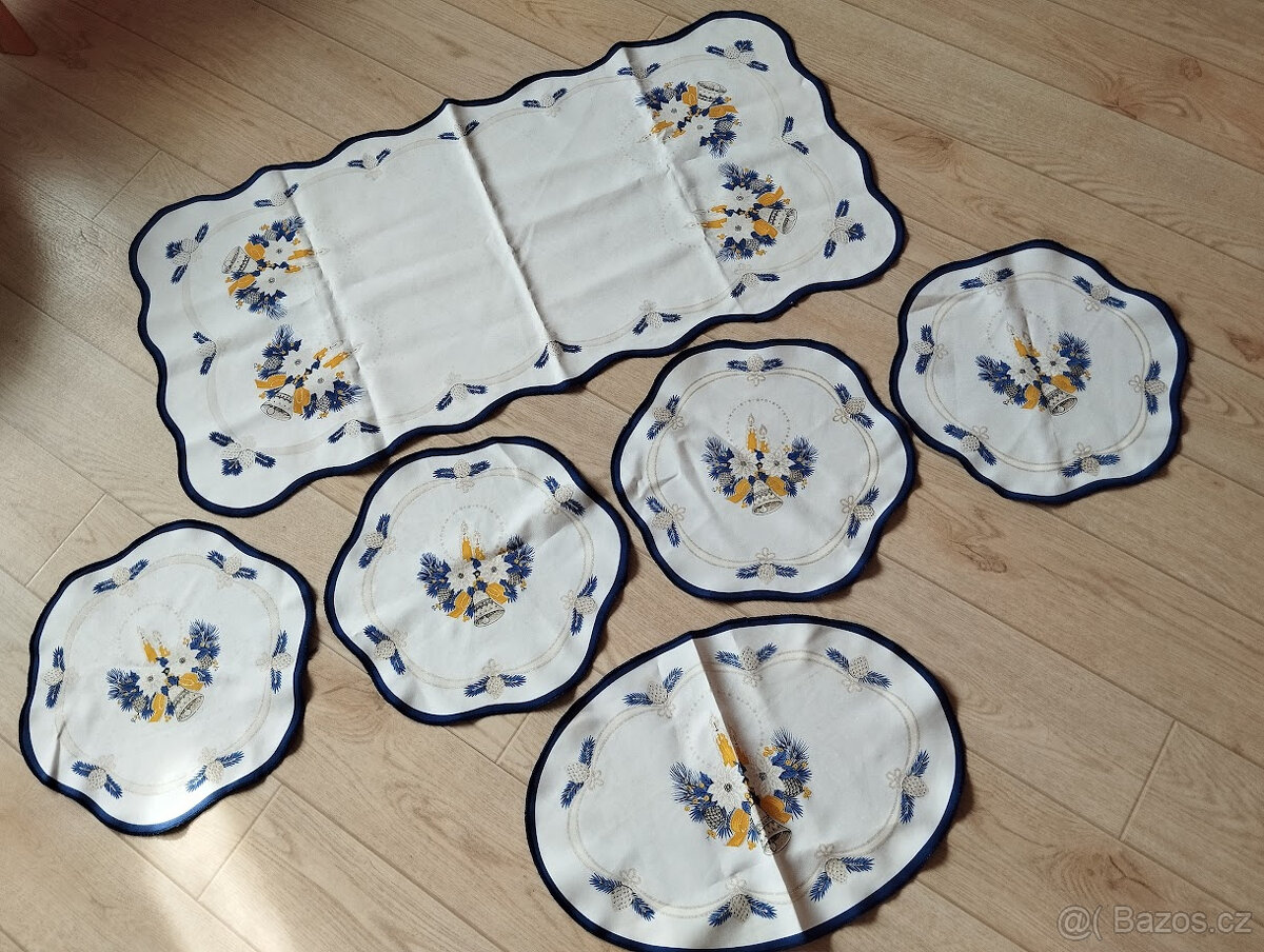 Vánoční ubrusy a dečky modro/žluté