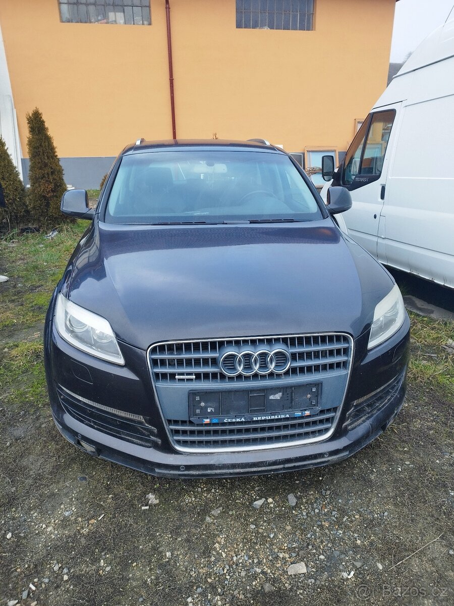 ND Audi Q7