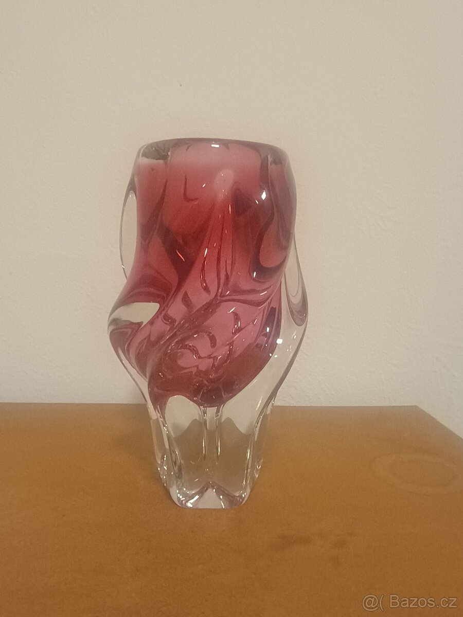 Váza malá hutní sklo Hospodka