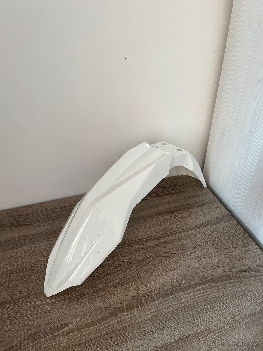 přední blatník husqvarna