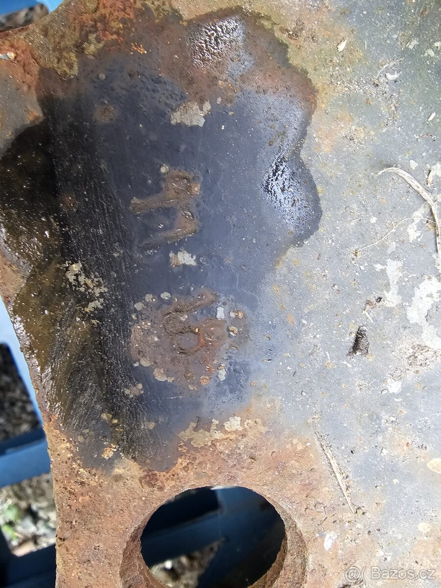 DISKY 11-18 / 8 DĚR