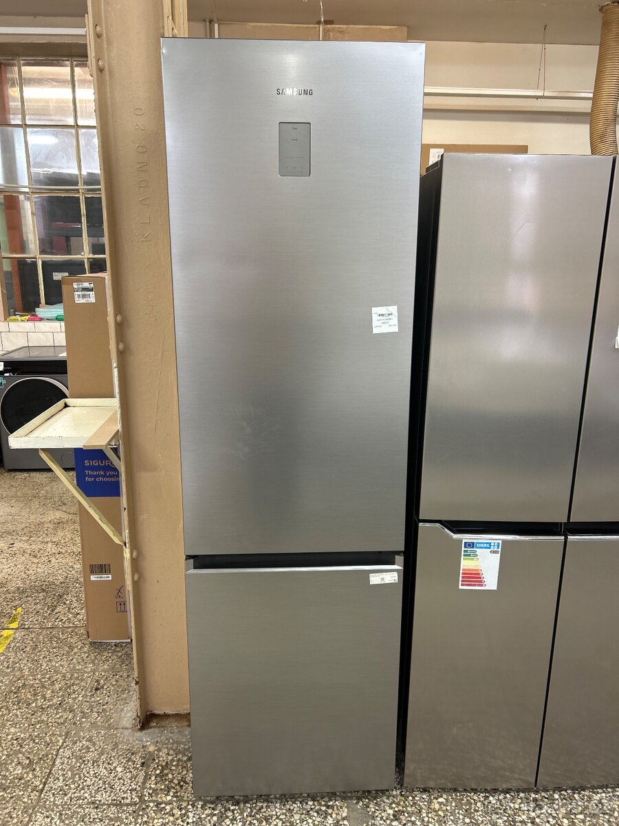 Lednice Samsung 200cm