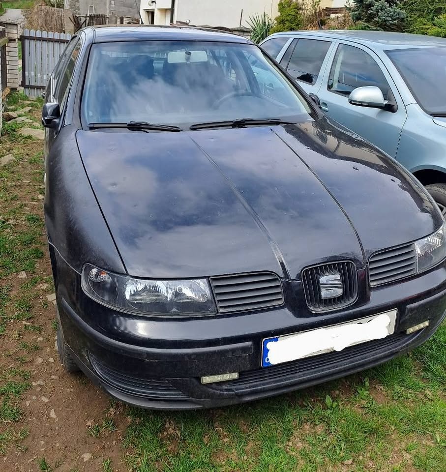 SEAT TOLEDO