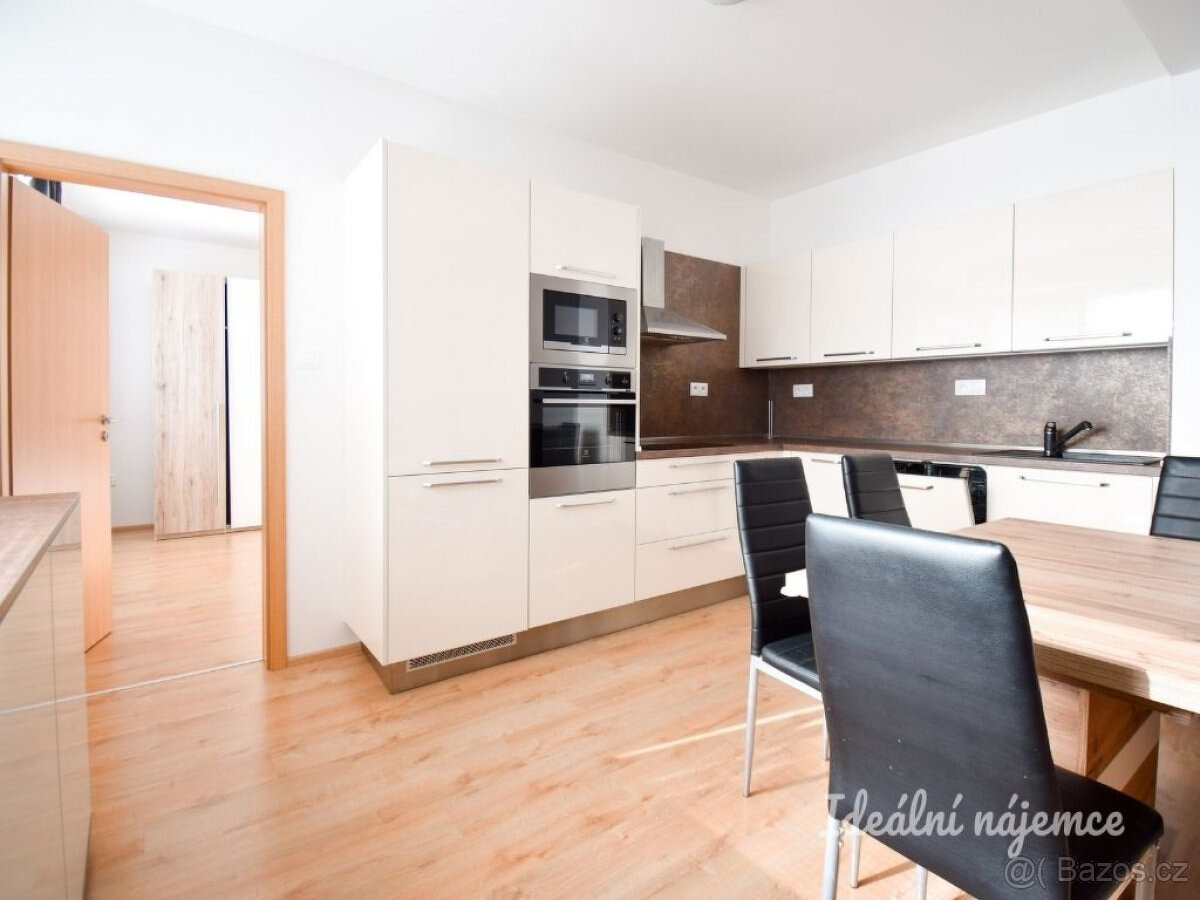 Pronájem bytu 2+kk, Francouzská, Zábrdovice, 18 000 Kč/měs,