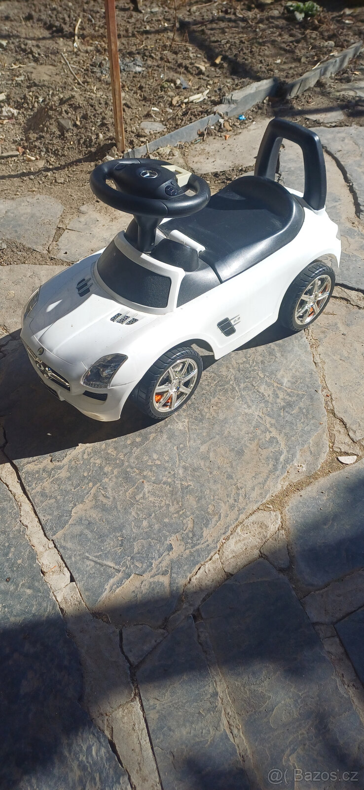 odrážedlo Mercedes SLS AMG