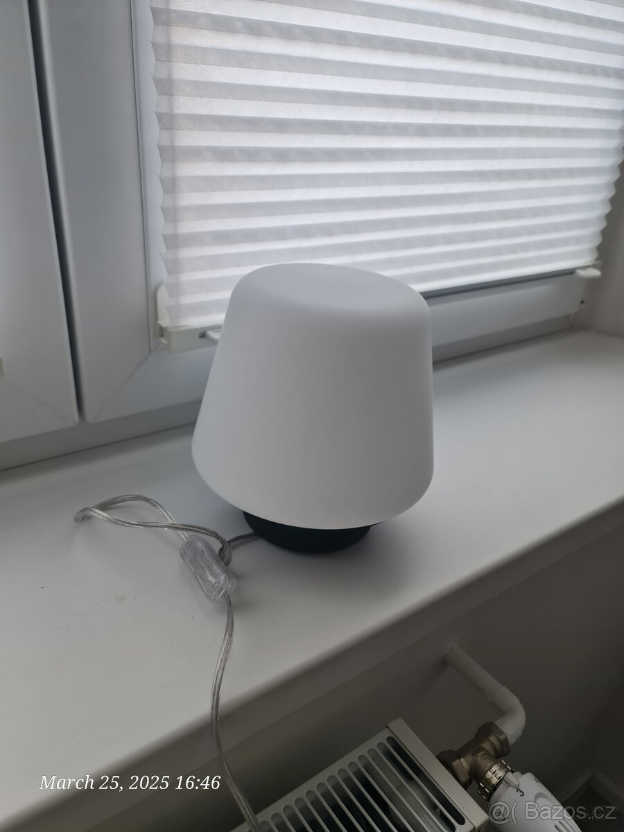 Stolní lampa Philips (model 40801/30/P6) – minimalistický de