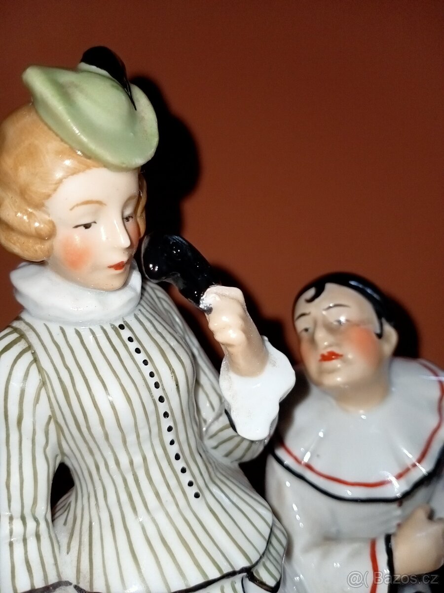 Fasold Stauch Pierrot a kolombína porcelán soška