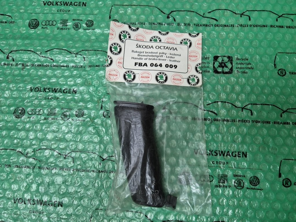 kožená rukojeť ruční brzdy Škoda Octavia I
