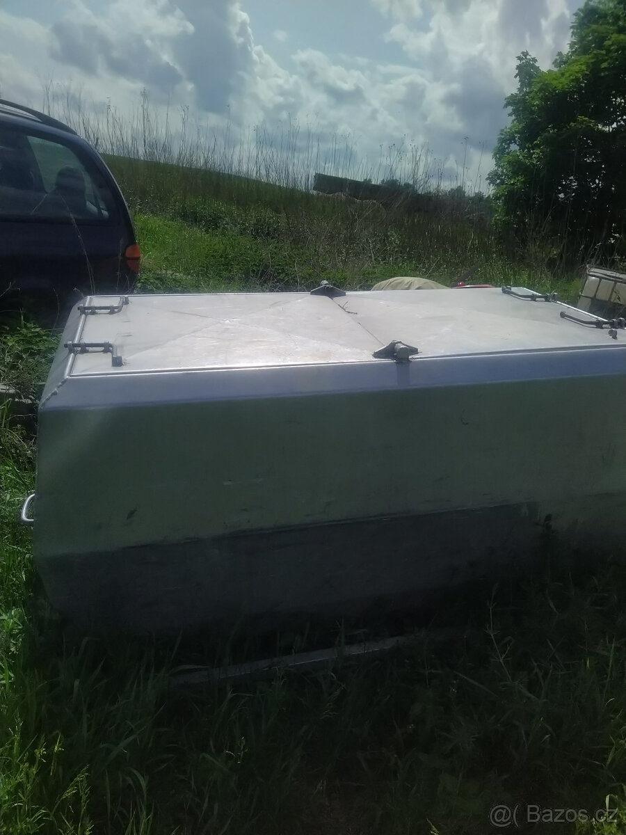 Prodám bednu na ryby hliníkovou