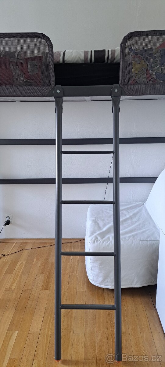 Patrová postel Ikea Tuffing