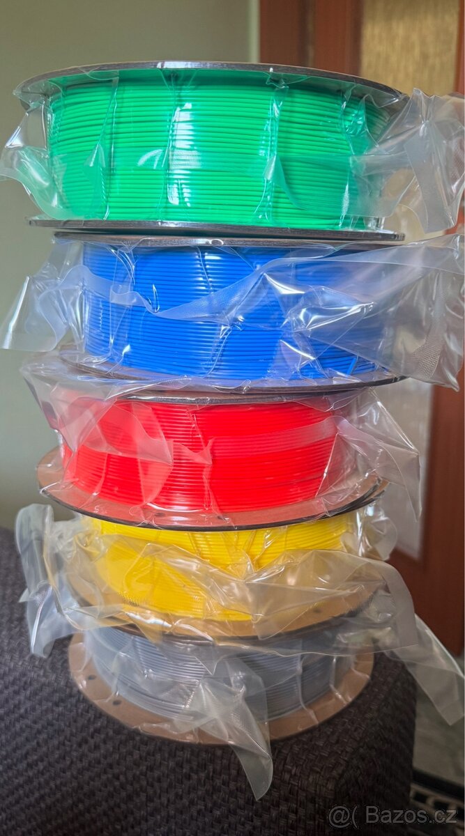 Prodám filament plá