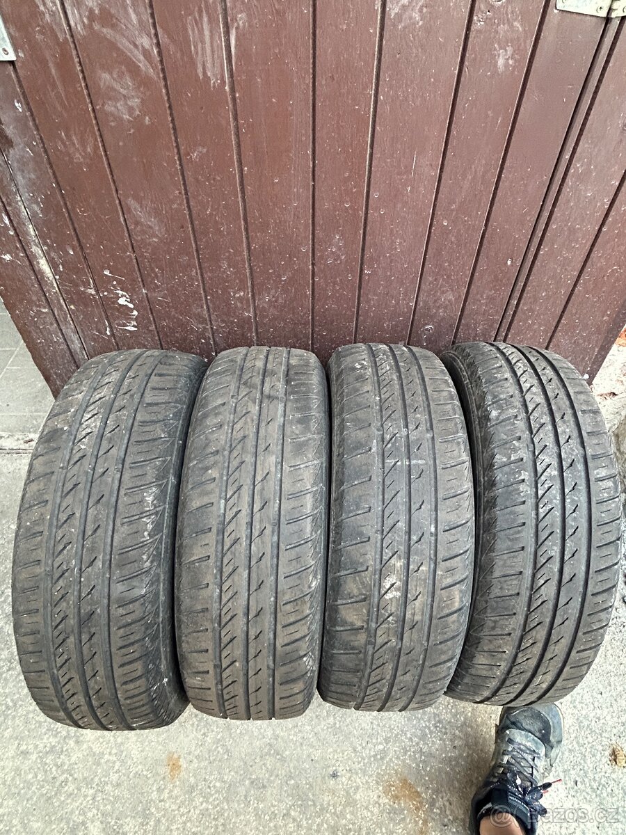 Letní pneu 195/65/15