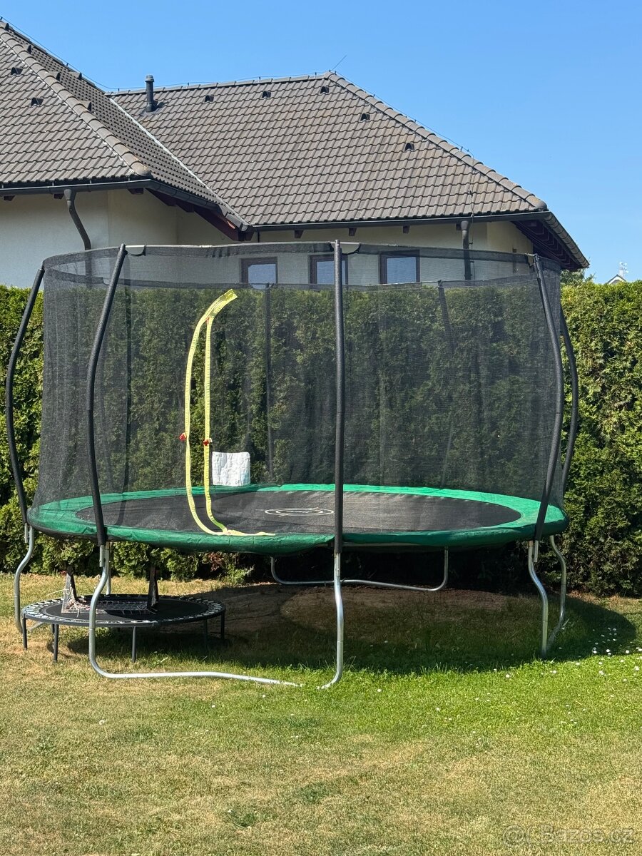 Trampolína 400cm výborný stav