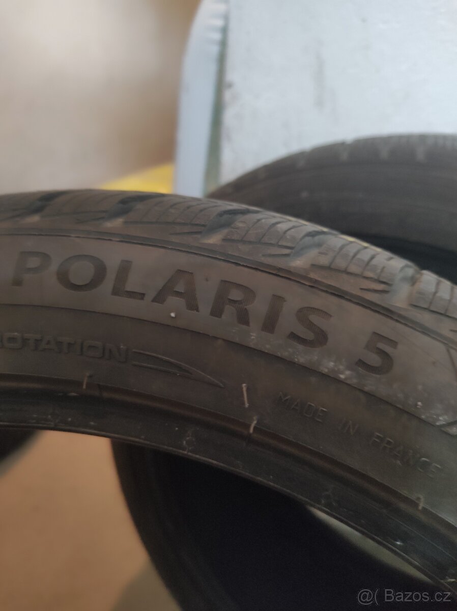 Zimní pneu 225/40 R 18