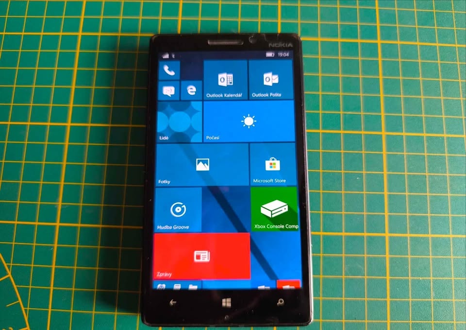Nokia Lumia 930